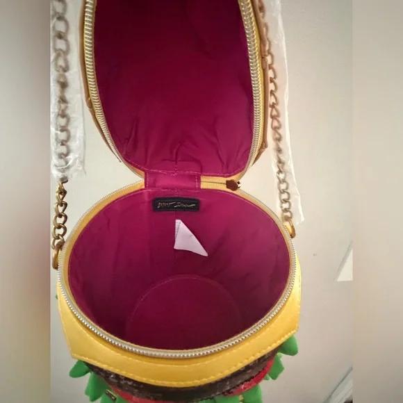 NWOT Betsey Johnson Kitsch Nice Buns Cheeseburger Crossbody - Picture 9 of 14